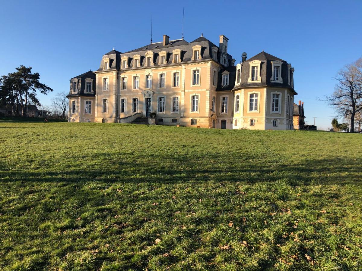 Chambre Romantique Dans Le Chateau De La Bouchatte Chazemais Exteriér fotografie